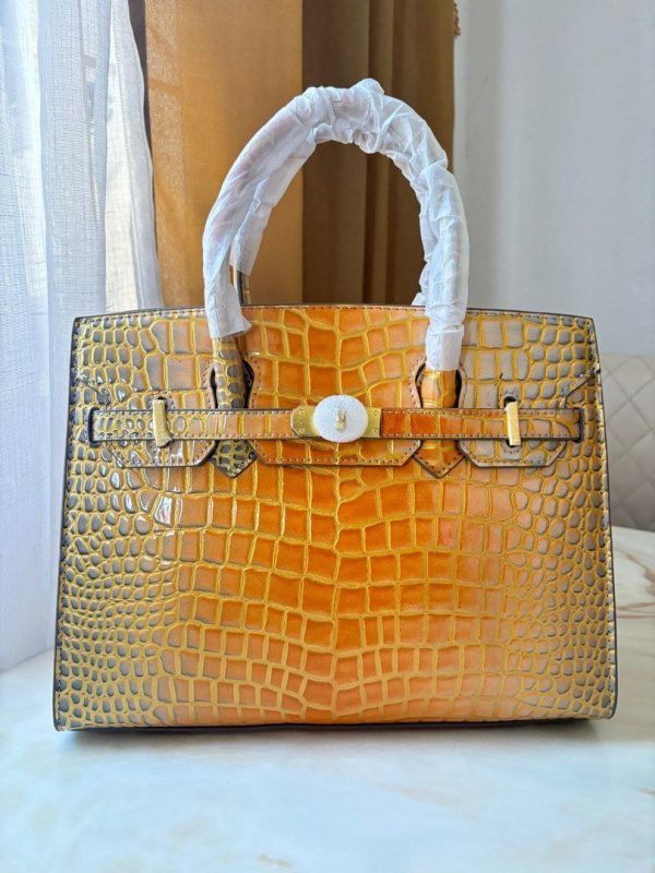 Fashion Top Garde Quality Hand bag and shoulder Crocodile Crossbody Bag - Image 4