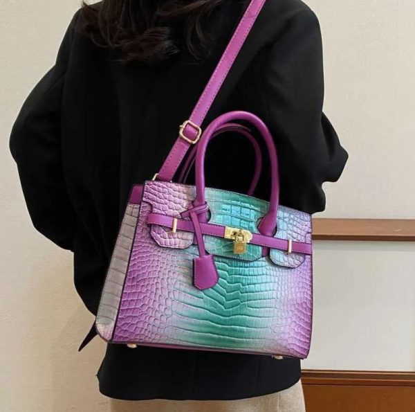 Fashion Top Garde Quality Hand bag and shoulder Crocodile Crossbody Bag - Image 6