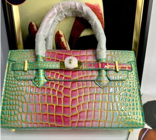 Fashion Top Garde Quality Hand bag and shoulder Crocodile Crossbody Bag - Image 5