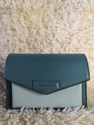 Top grade sling bag with 2 ling