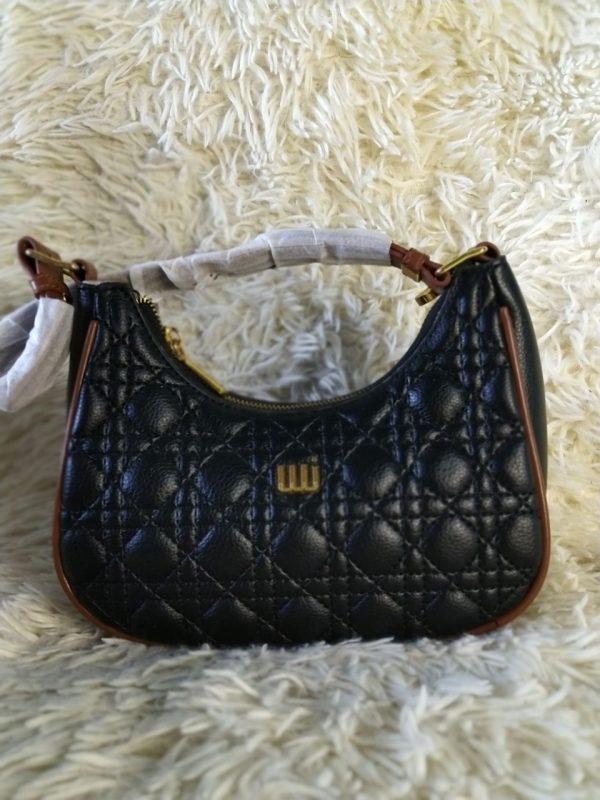 Korean Fashion Handbag with Sling - Image 4